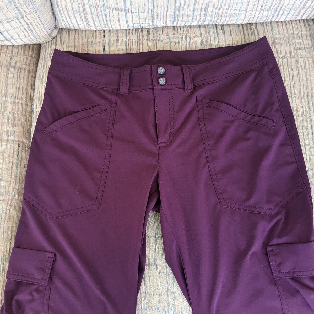 Athleta purple capri/shorts